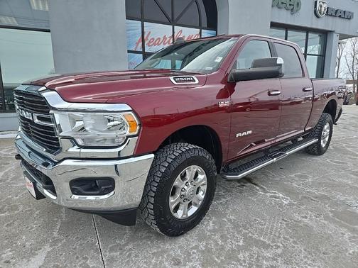 2019 RAM 2500 Big Horn Crew Cab 4x4 6'4' Box