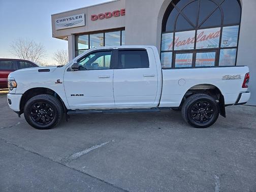 2019 RAM 2500 Big Horn Crew Cab 4x4 6'4' Box