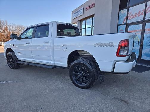 2019 RAM 2500 Big Horn Crew Cab 4x4 6'4' Box