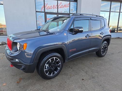 2023 Jeep Renegade Trailhawk