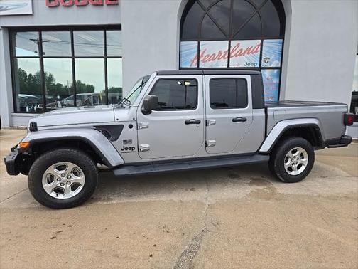 2021 Jeep Gladiator Sport
