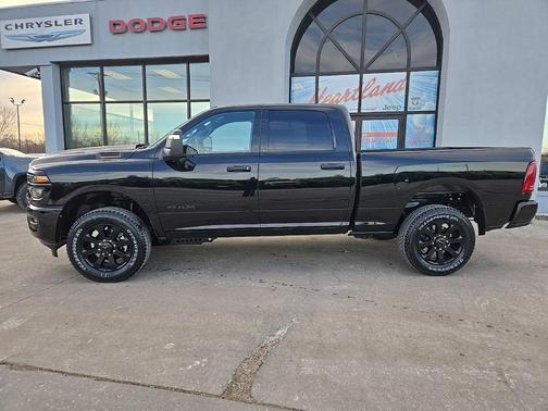 2026 RAM 2500 Big Horn Crew Cab 4x4 6'4' Box