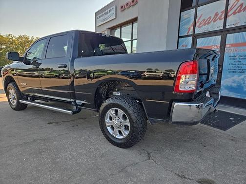 2020 RAM 2500 Big Horn Crew Cab 4X4 6'4' Box