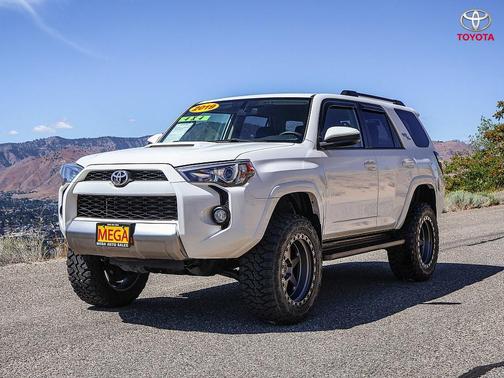 2019 Toyota 4Runner TRD Off Road