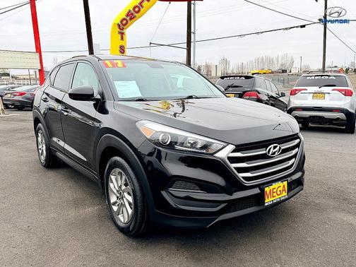 2017 Hyundai TUCSON SE