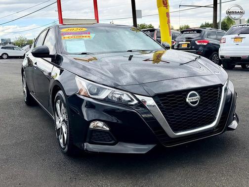 Super Black 2020 Nissan Altima S FWD
