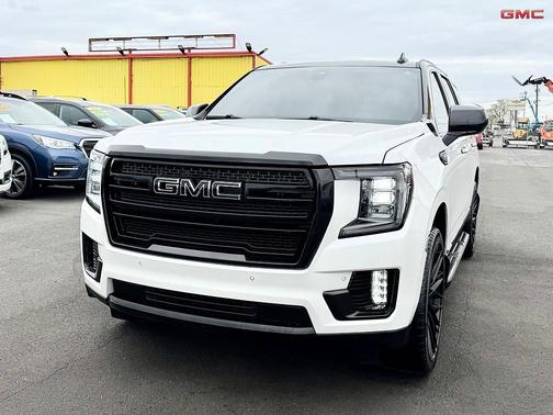 2022 GMC Yukon SLT
