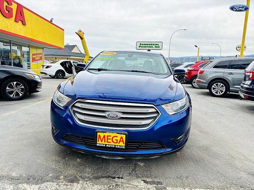 2015 Ford Taurus SEL
