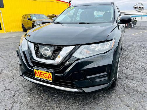 2017 Nissan Rogue S