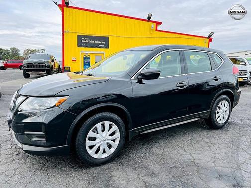 2017 Nissan Rogue S