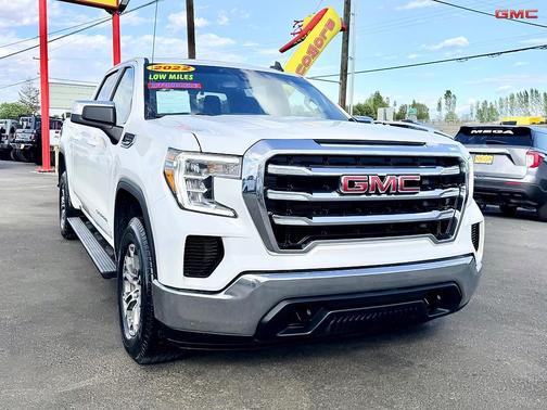 Summit White 2022 GMC Sierra 1500 SLE