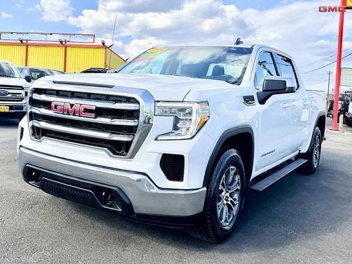 Summit White 2022 GMC Sierra 1500 SLE