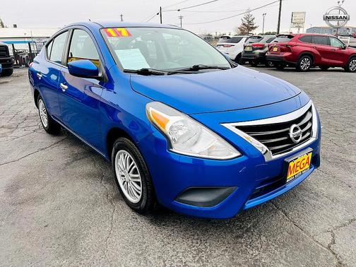 2017 Nissan Versa 1.6 SV