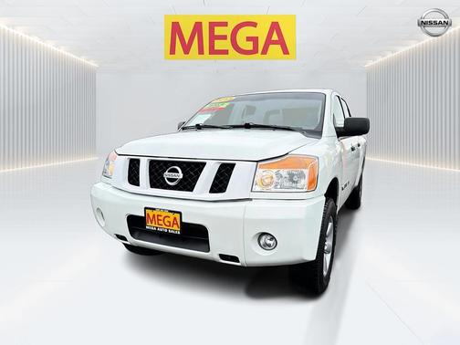 Glacier White 2013 Nissan Titan S