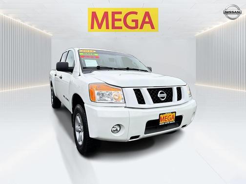 Glacier White 2013 Nissan Titan S