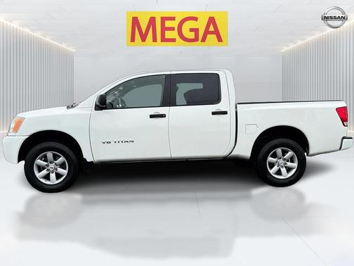 Glacier White 2013 Nissan Titan S