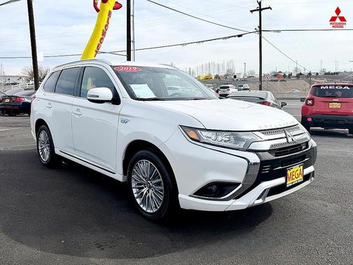 2019 Mitsubishi Outlander PHEV SEL