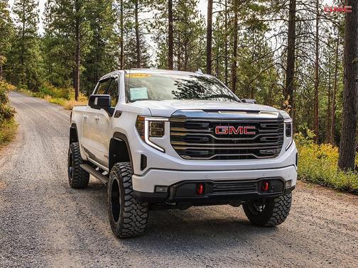 2022 GMC Sierra 1500 AT4