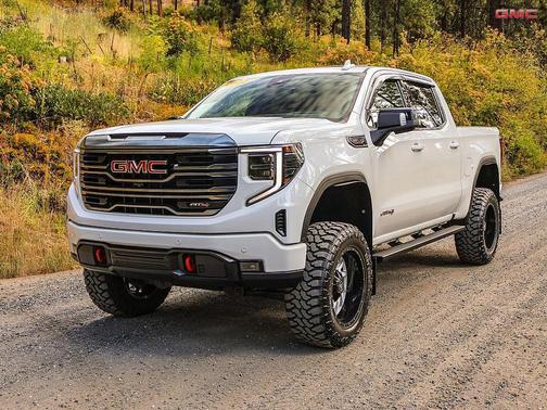 2022 GMC Sierra 1500 AT4