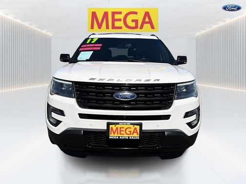 White Platinum Metallic Tri-Coat 2017 Ford Explorer sport