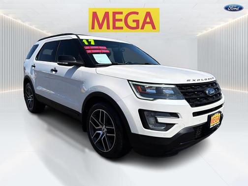 White Platinum Metallic Tri-Coat 2017 Ford Explorer sport