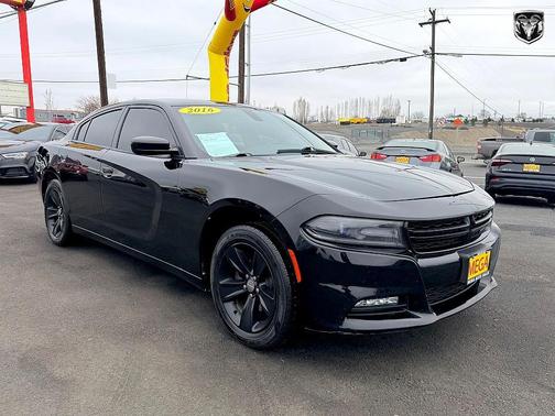 2016 Dodge Charger SXT