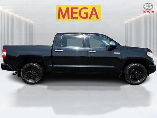 Midnight Black Metallic 2017 Toyota Tundra Platinum