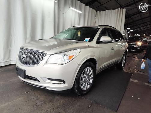 Champagne Silver Metallic 2014 Buick Enclave Leather