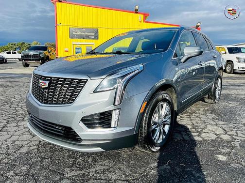 2022 Cadillac XT5 Premium Luxury