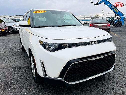 2023 Kia Soul LX