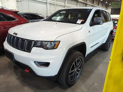 Bright White 2017 Jeep Grand Cherokee Trailhawk