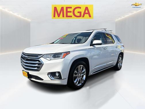 White 2018 Chevrolet Traverse High Country