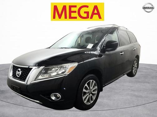 2016 Nissan Pathfinder SV