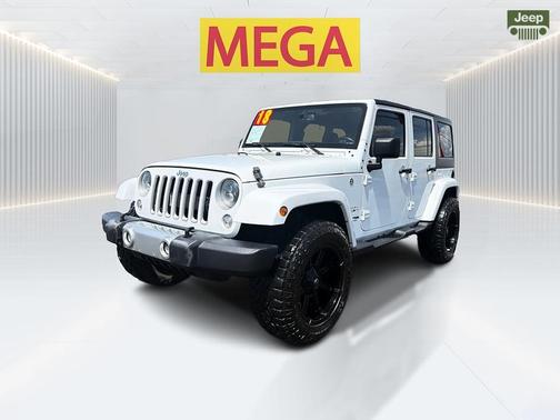 Bright White 2018 Jeep Wrangler JK Unlimited Sahara