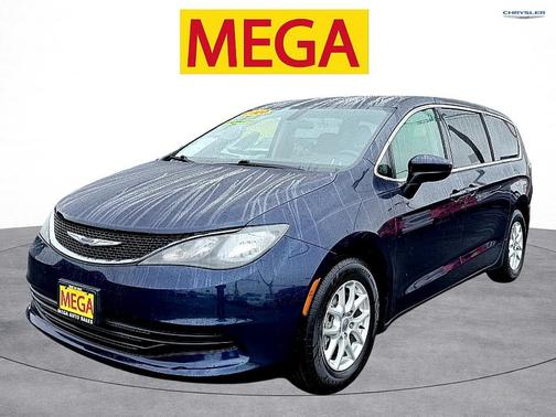 2020 Chrysler Voyager LX