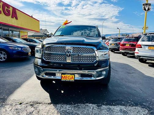 2015 RAM 1500 Laramie