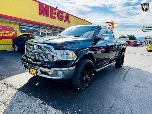 2015 RAM 1500 Laramie