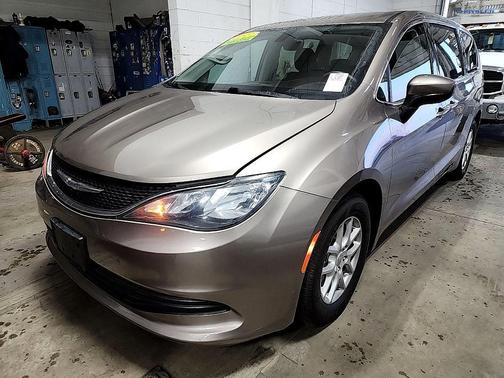 2017 Chrysler Pacifica LX