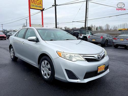 2013 Toyota Camry LE