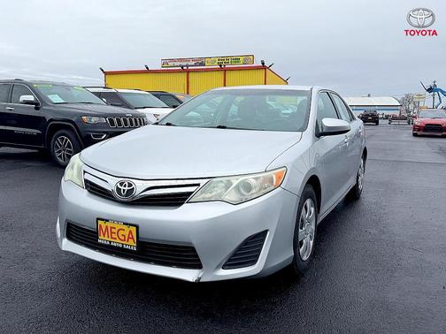 2013 Toyota Camry LE