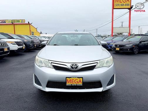 2013 Toyota Camry LE