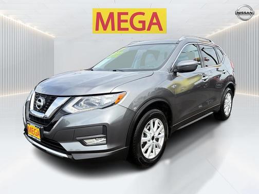 Gun Metallic 2017 Nissan Rogue SV
