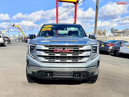 2023 GMC Sierra 1500 SLE
