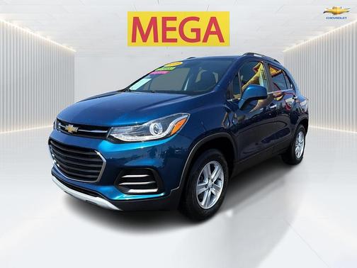Pacific Blue Metallic 2019 Chevrolet Trax LT