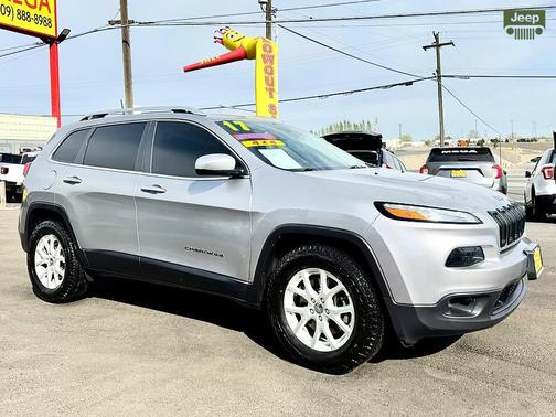 Billet Silver Metallic Clearcoat 2017 Jeep Cherokee Latitude