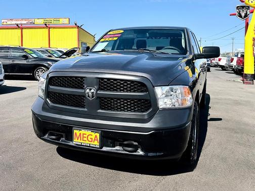Granite Crystal Metallic Clearcoat 2016 RAM 1500 Tradesman