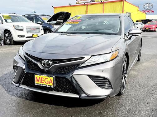 2018 Toyota Camry XSE