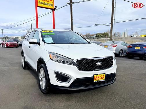 2016 Kia Sorento LX