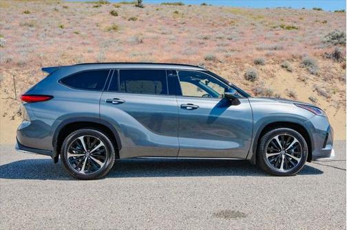 2021 Toyota Highlander XSE