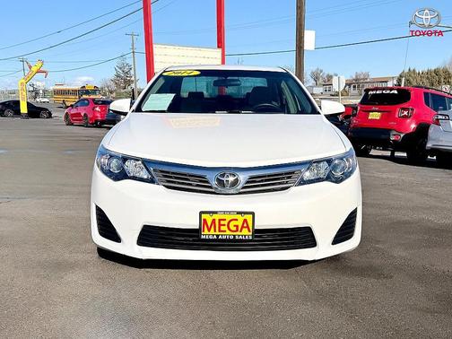 2014 Toyota Camry LE